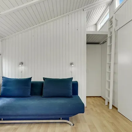 Holiday home In With Kitchen *