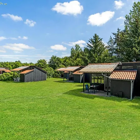 1 Bedroom Lovely In *