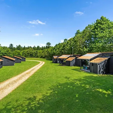 Holiday home In With Kitchen *